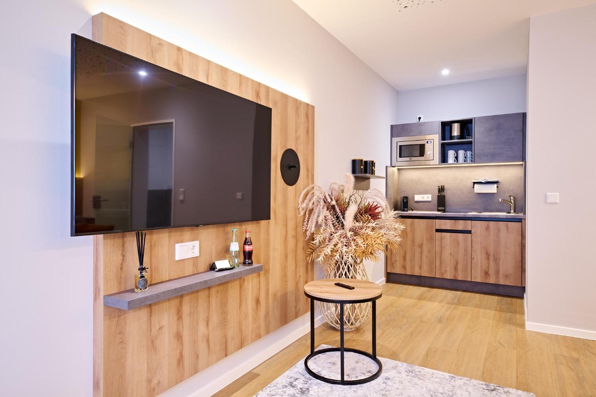 Xzllenz Traum Studio-Apartment, Frei-Parken, U-Bahn, Kueche Nuremberga Exterior foto